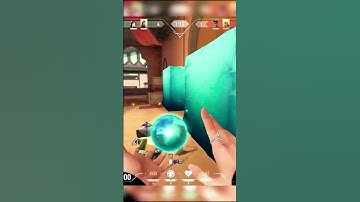 Insane 1v3 clutch by silver noob😂😂