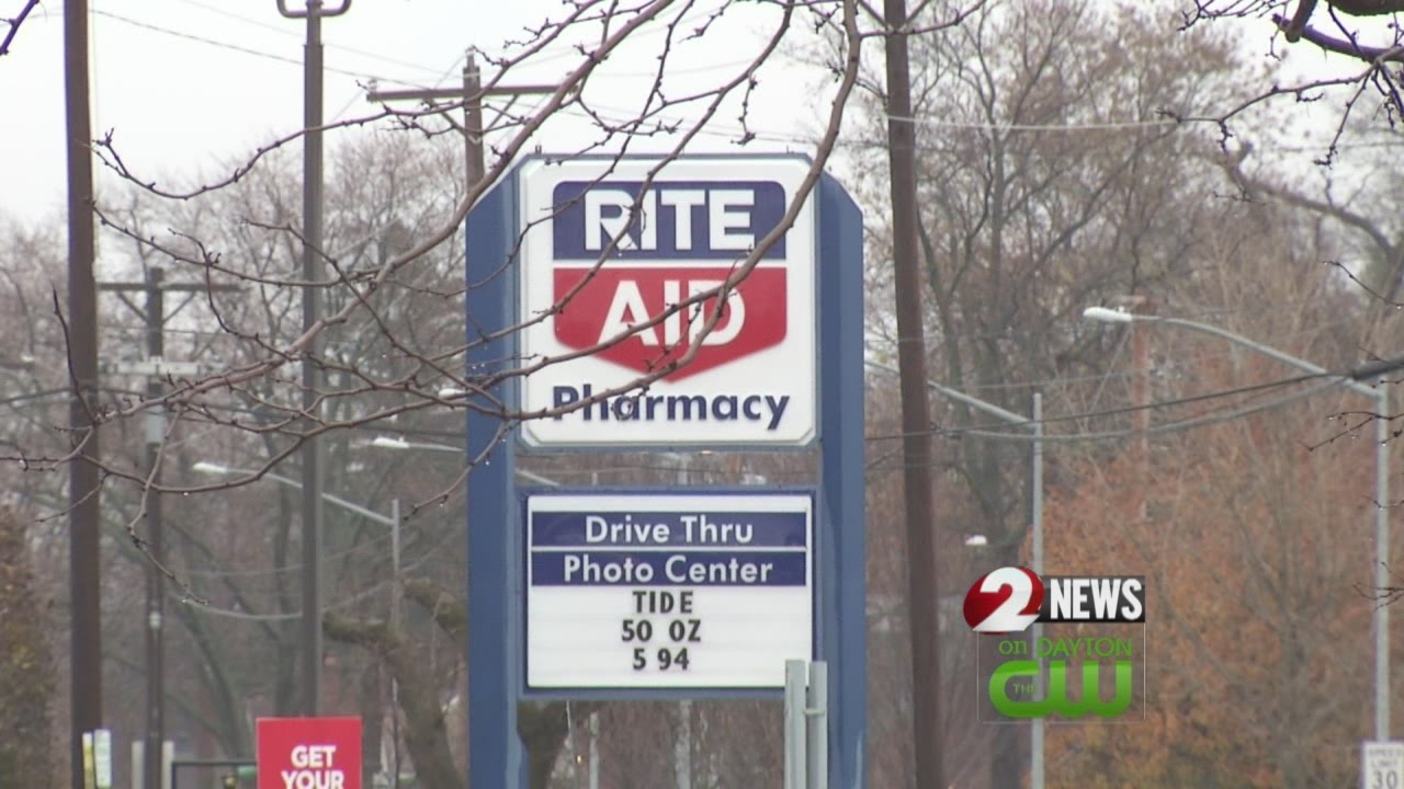 Police called to Rite Aid for robbery - YouTube