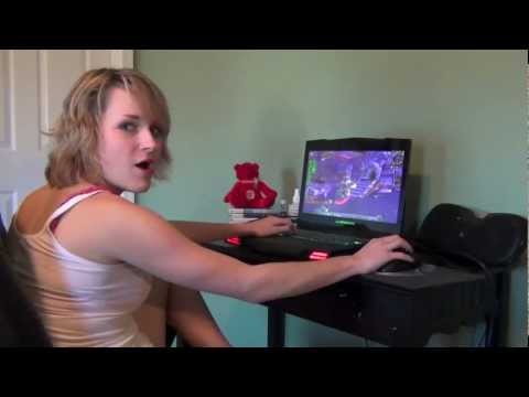 Cute Girl playing WoW - Bad Gaming Partner