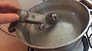 O que acontece quando a válvula termostática travada fechada?