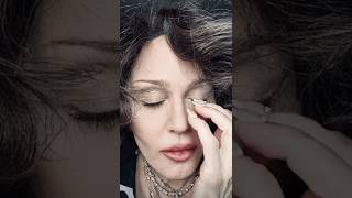 Something Is Seriously Wrong With Madonnas Latest Appearance