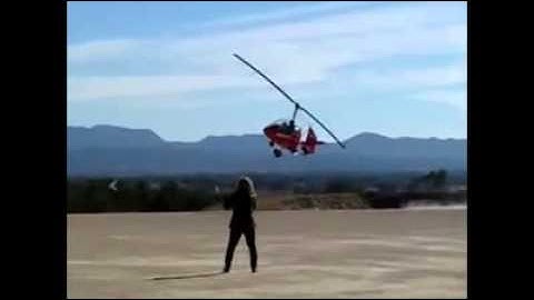 Autogyro Airbet crashes after start behind power curve