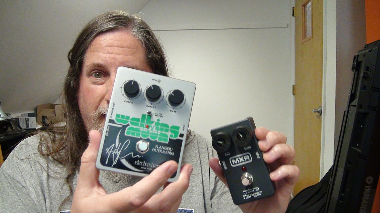 Flanger Pedal Shootout (EHX VS MXR) - YouTube