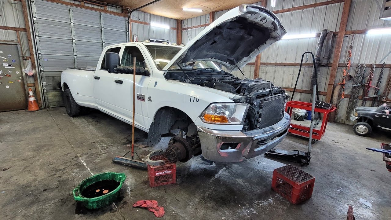 Восстановление грузовика Cummins Hotshot 4-го поколения