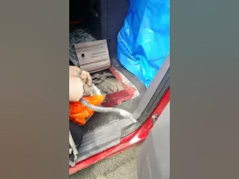 2002 Ford Explorer fuel pump access panel - YouTube