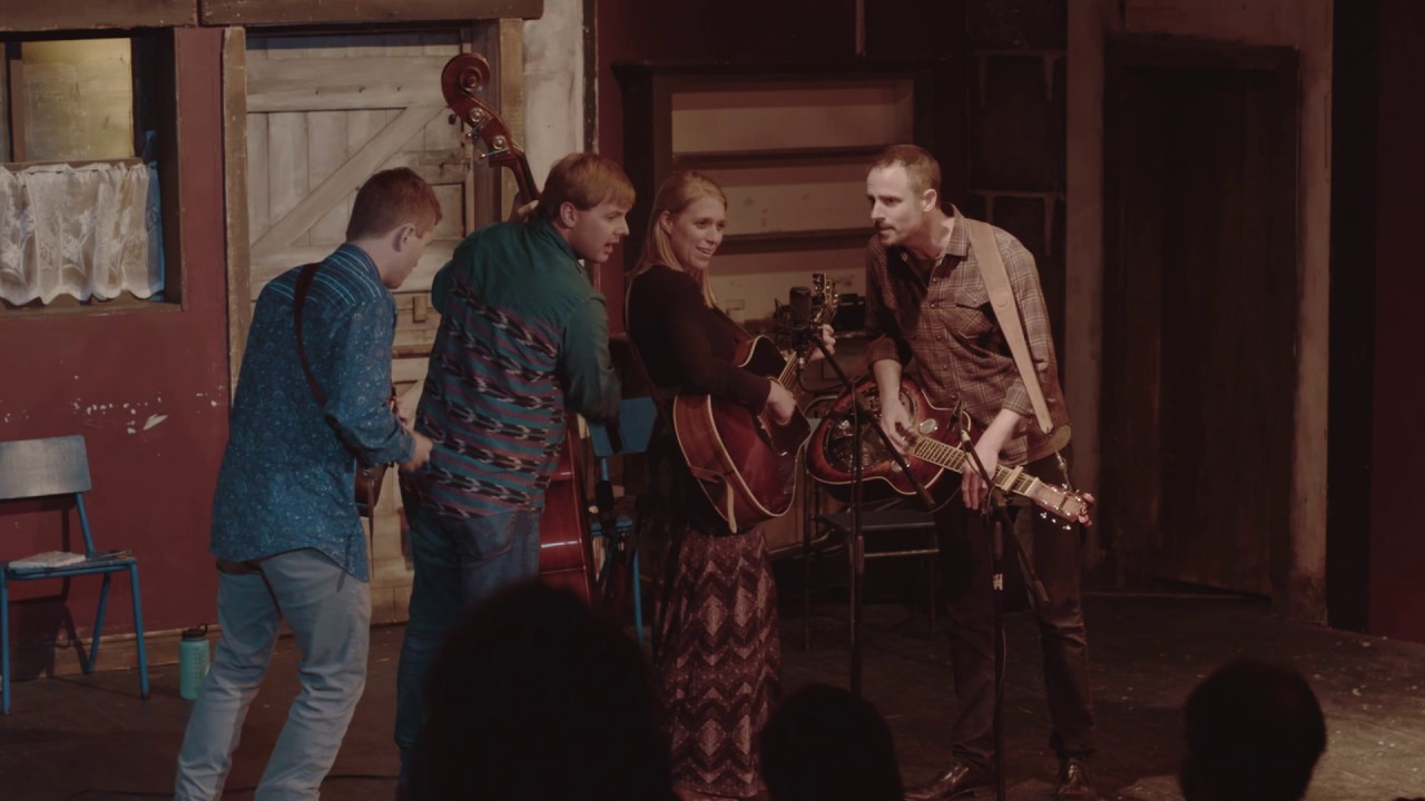 Girl I l Love Live @ Charleville Theatre