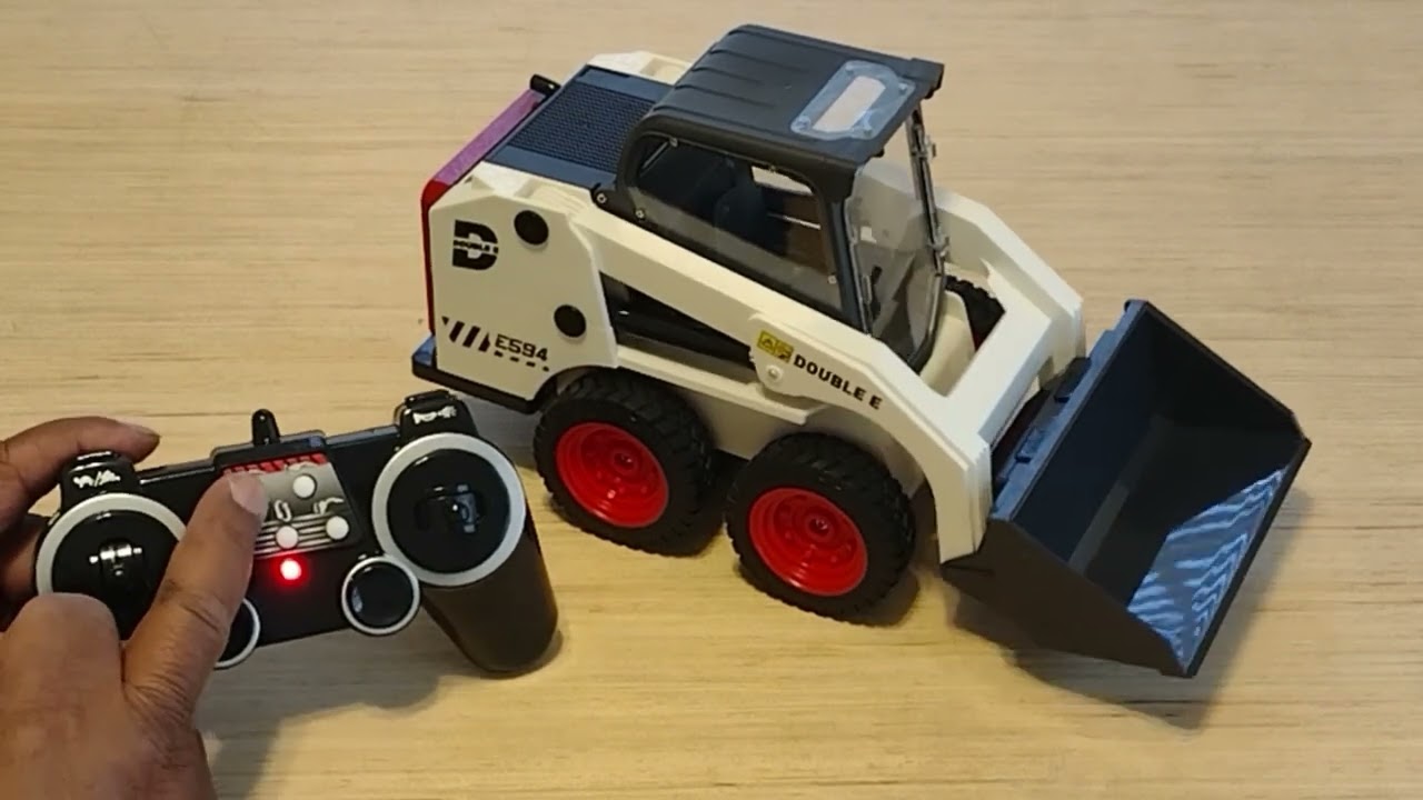 Unboxing E594 Skid Steer / RC Constrution Site