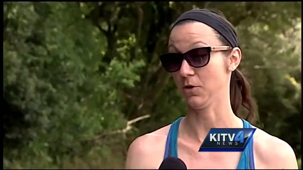 Hikers flock to Lulumahu Falls