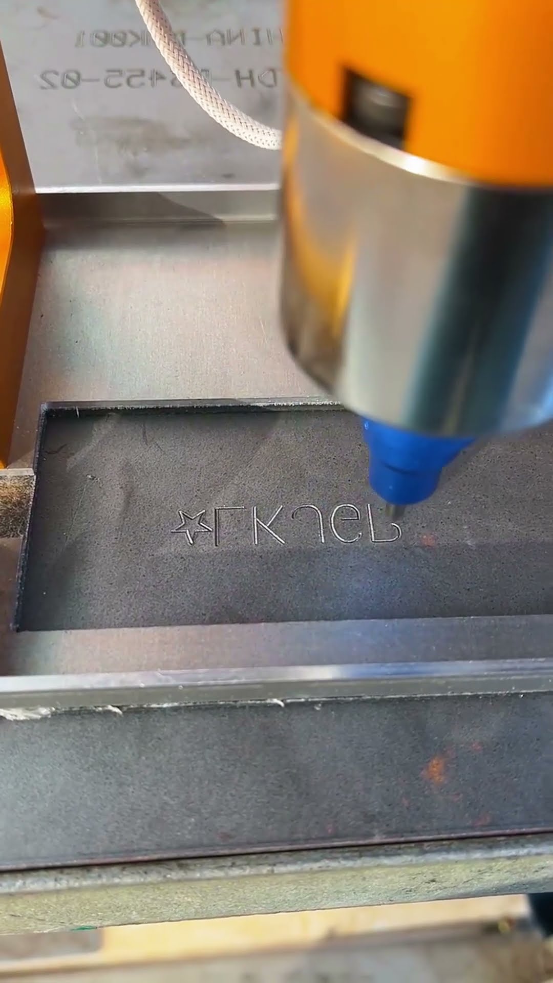 Lithium electric engraving metal plate process- Good tools and machinery make work easy