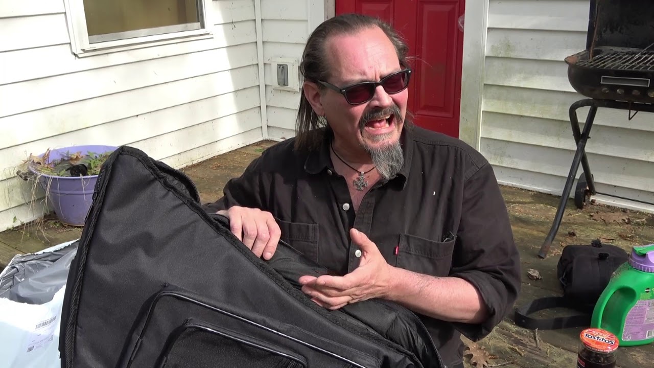 EXPLORER BASS GIG BAG!- Unwrapping and review!