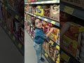 امنه شالت كل غراض السوبر ماركت 