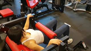 Arsenal Strength사의 Glute Bridge 머신!