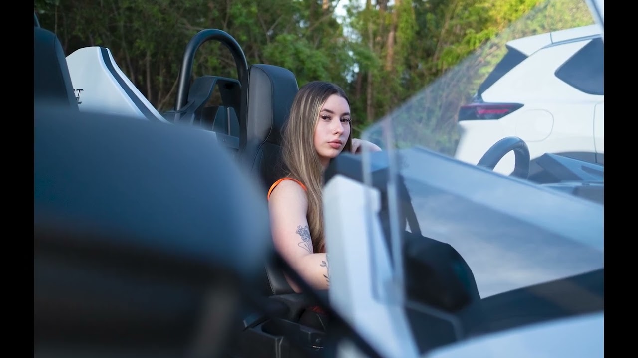 Lindo - Blushing (TikTok Visual) Shot By @ChazSoRaw