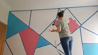 How to paint a wall with geometric figures(boy and girl)como pintar pared con figuras geométricas