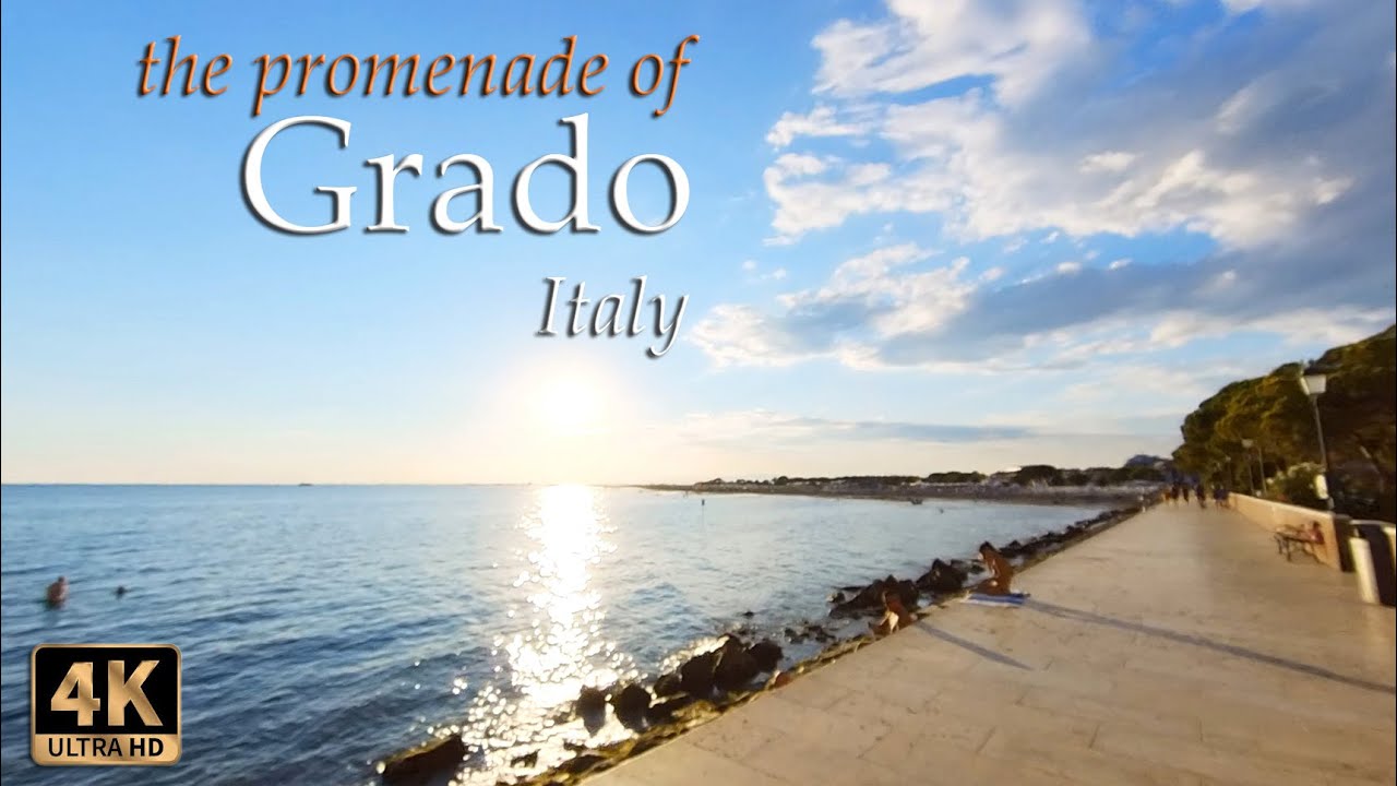 Evening stroll,  promenade of Grado - Italy Walking Tour