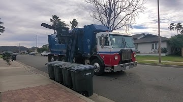 Cr&r Peterbilt 520 Elliptical Amrep garbage truck
