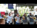 Krause Cafe - Men&#39;s Masskrugstemmen Bier Stein Holding Contest