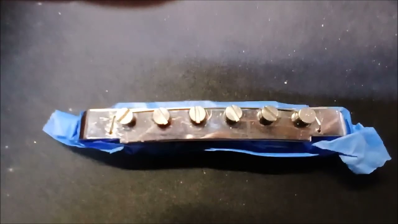 Установка провода на бридж Tune-O-Matic типа ABR-1 (и вырезание латунного бриджа Guitar Fetish)