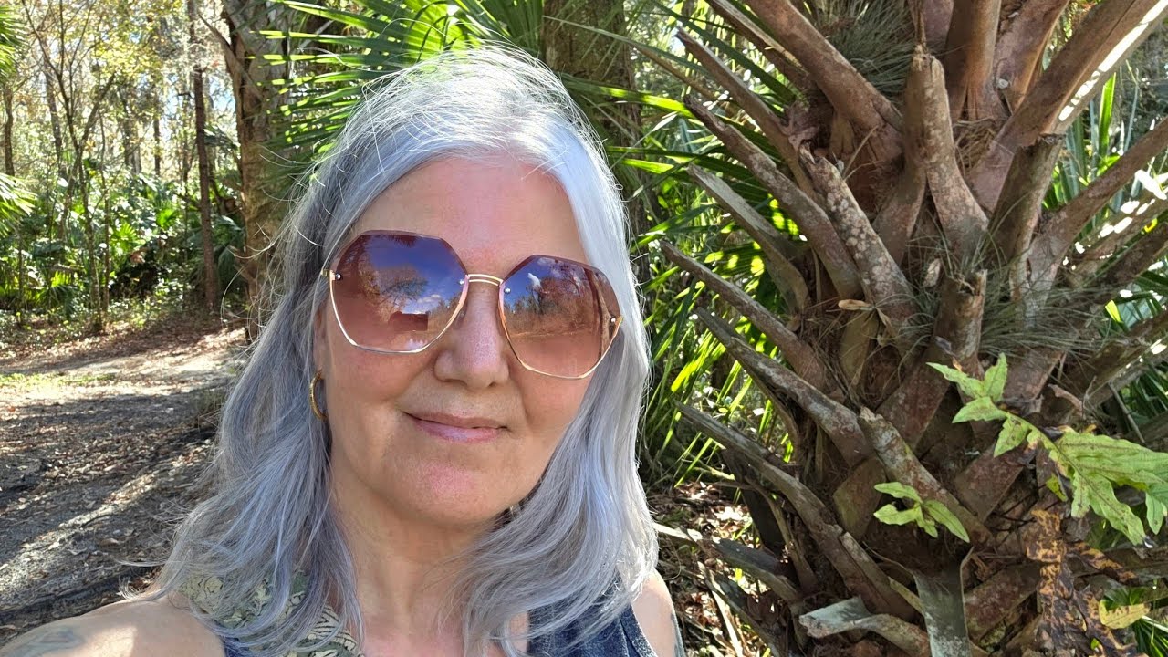 Наконец-то во Флориде и наслаждаюсь природой - женщина-одиночка, живущая в фургоне.