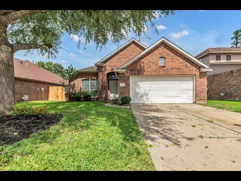 11823 Lois Lane, Pinehurst, TX home video tour