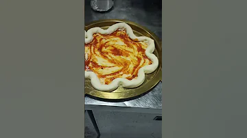 بيتزا حشو أطراف 