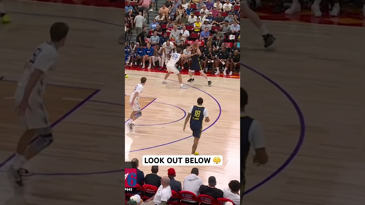 Jalen Slawson cuts back door for the monster dunk 😤