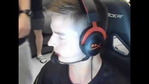 CSGO 1v3 clutch from device!  via@blastpremier #csgo #csgoshorts #shorts