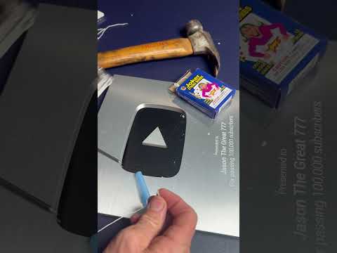 How to prank with a pen￼