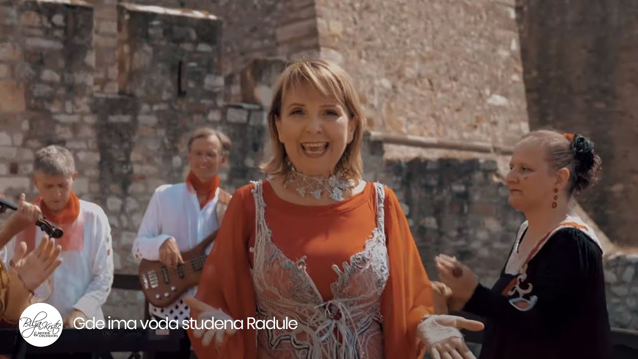 Bilja Krstić i Bistrik orkestar - Gde ima voda studena Radule (Official Video 4K)
