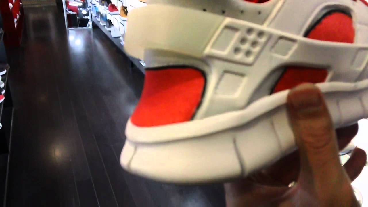 huaraches self lacing