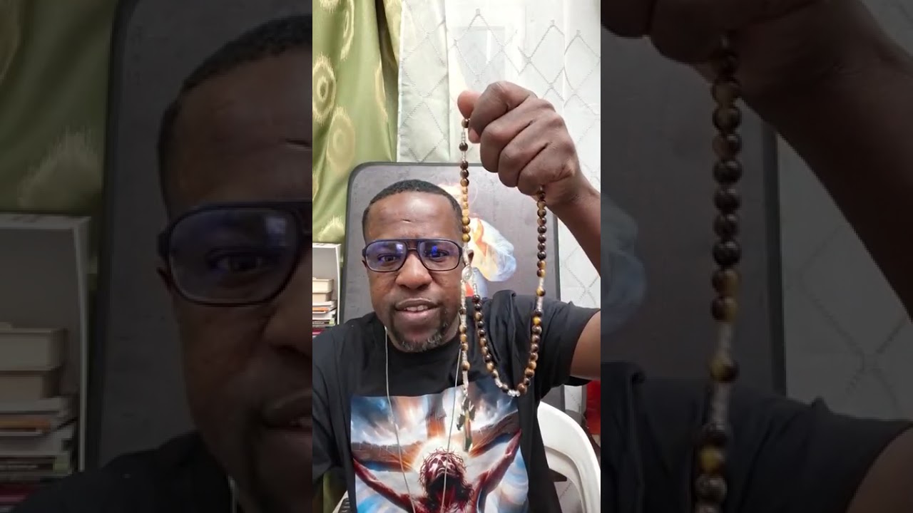 Temps de prière avec le Berger Elysée DOSSA après le jeûne