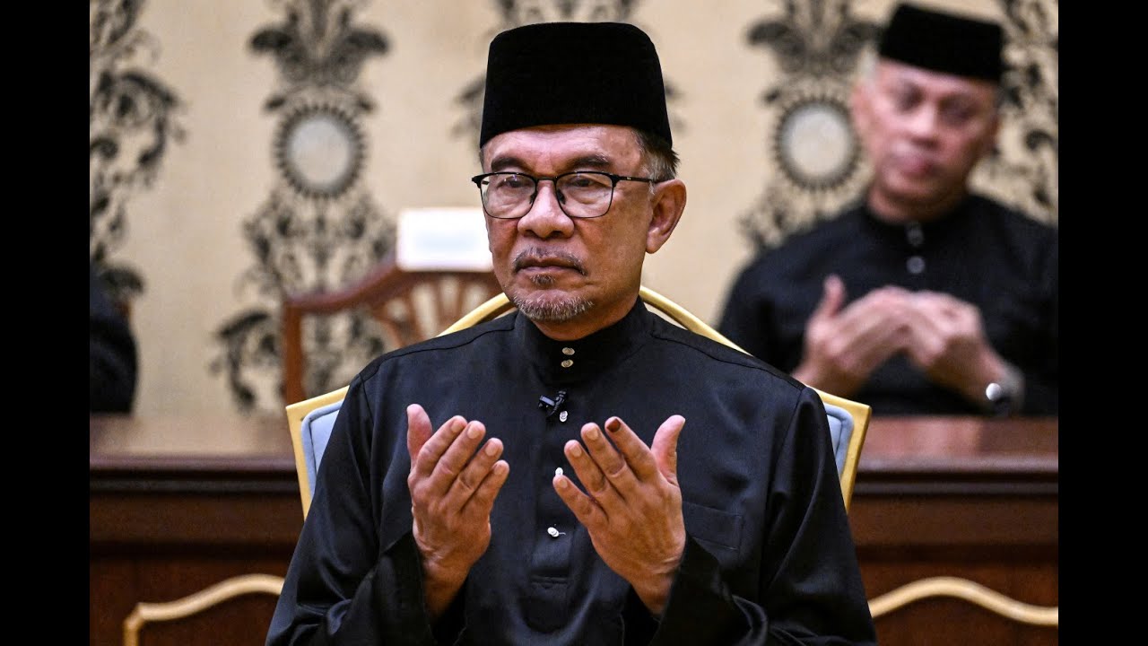 Pengampunan Najib: ditelan mati emak, diluah mati bapa