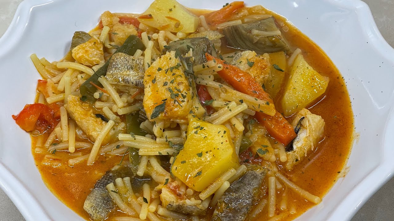 CAZUELA DE PATATAS FIDEOS Y BACALAO
