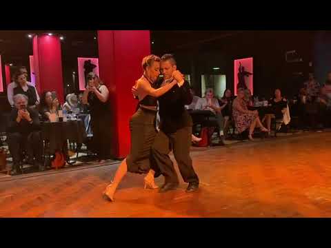 JEANETTE ERAZU & LEANDRO CAPPARELLI