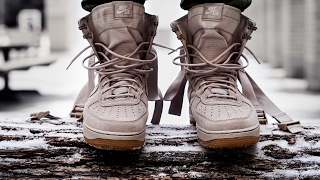 Armstrong tijdelijk Niet verwacht ARMY HYPEBEAST NIKE SPECIAL FIELD AIR FORCE 1 STRING ON FEET REVIEW (SF AF1)  - YouTube