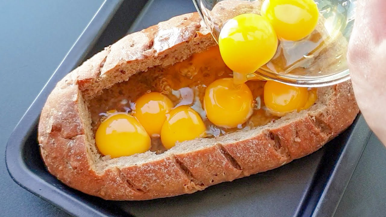 계란 치즈 토스트와 갈릭 브레드