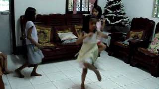 wonder girls, nobody but you song: my baby dancing  inside our house with her friends......