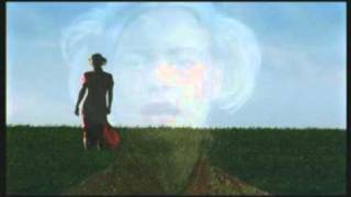 Maya - Průhledná (2003)