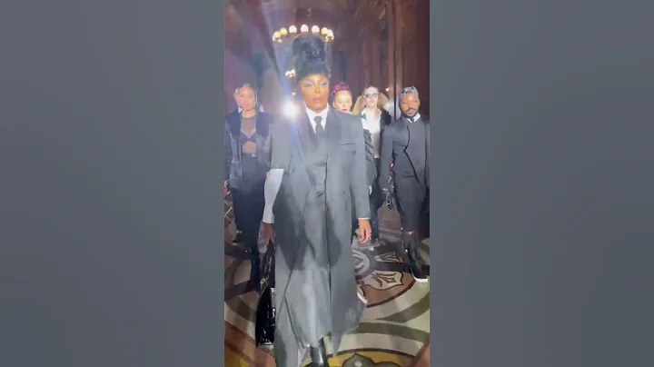 Walk. @ThomBrowne