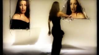 Αντζελα Δημητριου - Φταιει Ο Ερωτας Official Video Clip