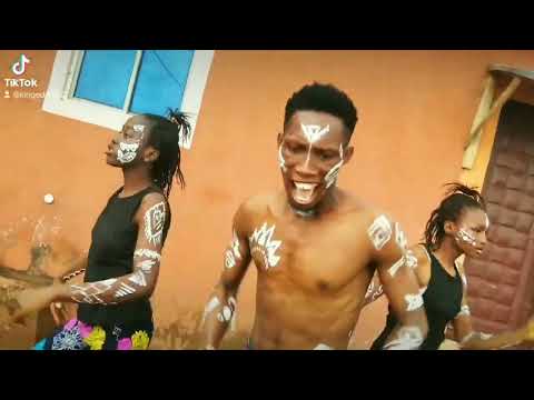 YemiAlade Dancing King Edafee Gemhoofers 