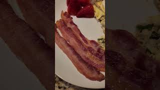 Crispy bacon hack! #bacon #breakfast