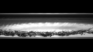 Horizontal Two-Phase R-123 Wavy Flow: V007L025.mpg