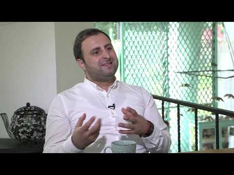 პროექცია - სტუმარი ლაშა ხახუტაიშვილი -კოლეჯი „ახალი ტალღის“ დირექტორი