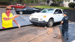 Karens Car Gets Towed.. (INSTANT KARMA)