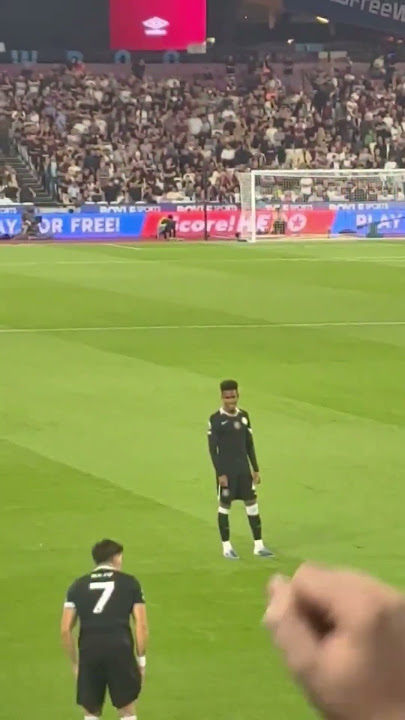 Chelsea fans singing the new Estevao song 😍😍 #chelsea #chelseafc