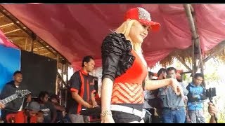 Wow Rita Ratu Tawon Goyangnya Mantap - Juragan Empang