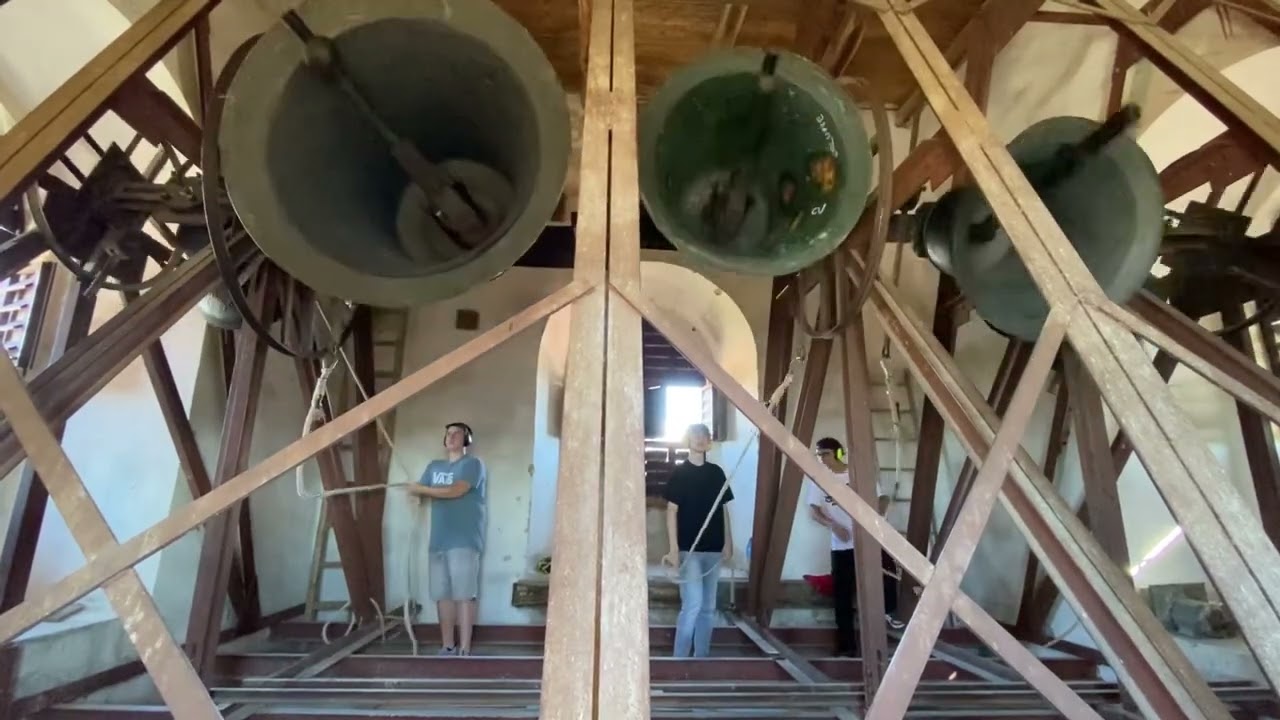 Pezinok - zvony kostela Proměnění Páně.