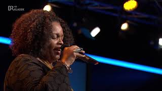 Watch Dianne Reeves Over The Weekend video