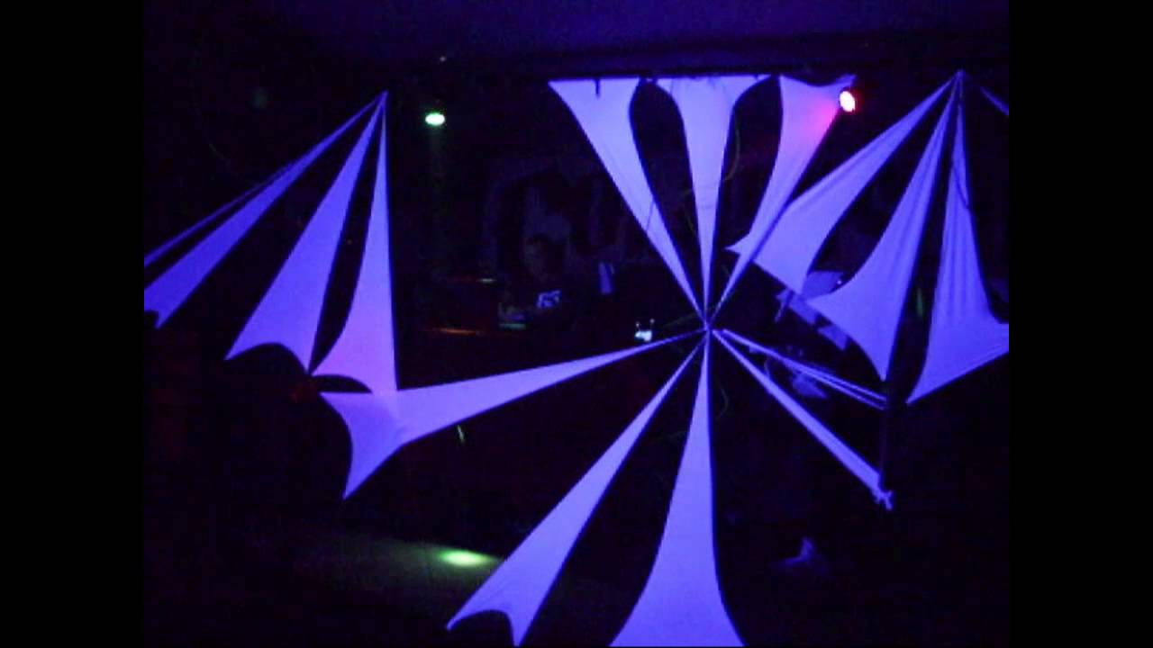 YouTube पर Shogan & Liquid Sound - Changes (Live @ Colosseum, Smederevo 9. 3. 2013) देखें YouTube पर Shogan & Liquid Sound - Changes (Live @ Colosseum, Smederevo 9. 3. 2013) देखें
